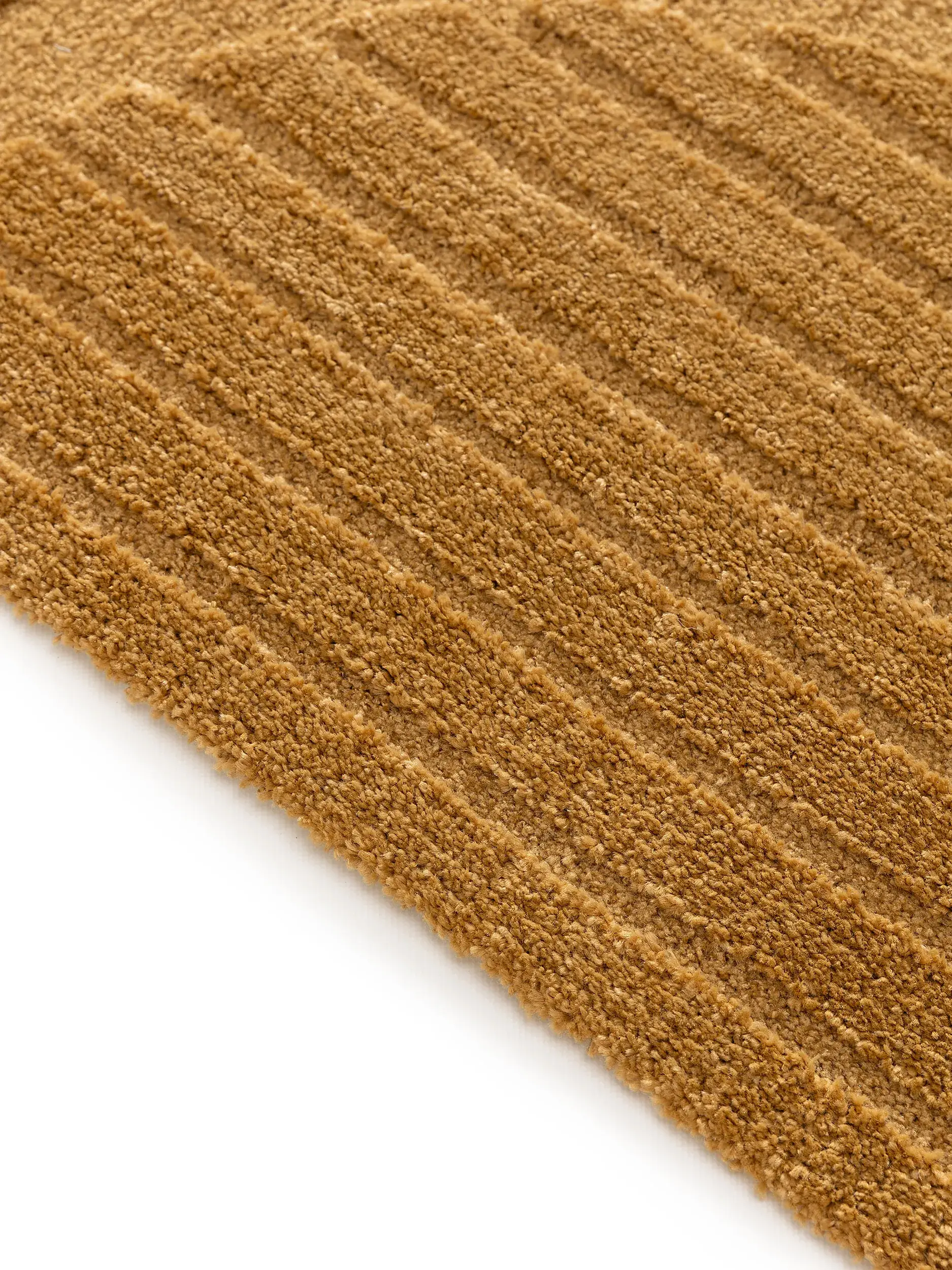 Rug Eve made of 60% Polypropylen, 40% Polyester in Yellow by benuta Nest