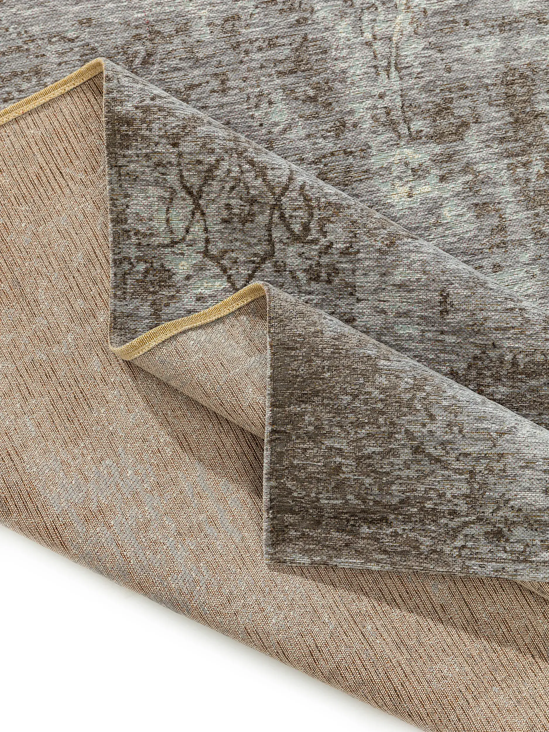 Teppe av 55% Polyacryl, 27% Polyester, 17% Baumwolle, 1% Latex i Grau med 55% Polyacryl, 27% Polyester, 17% Baumwolle, 1% Latex høy lugg fra benuta Nest
