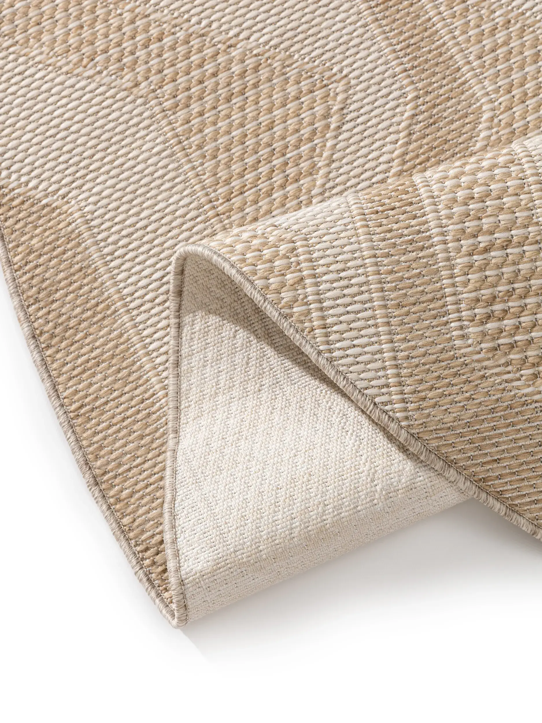 Rug made of 100% Polypropylen in White with a 100% Polypropylen high pile by benuta Nest