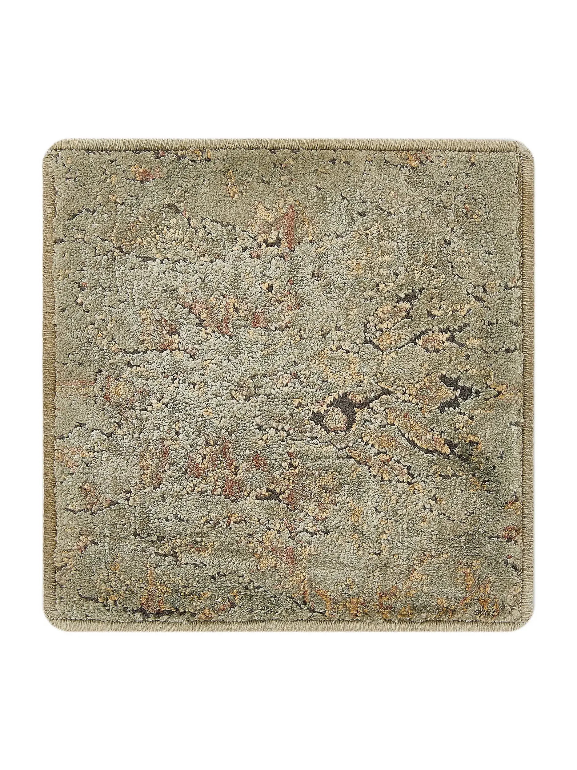 Rug Medea made of 56% Viscose, 30% Polyester, 14% Polyacryl in Green by benuta Finest