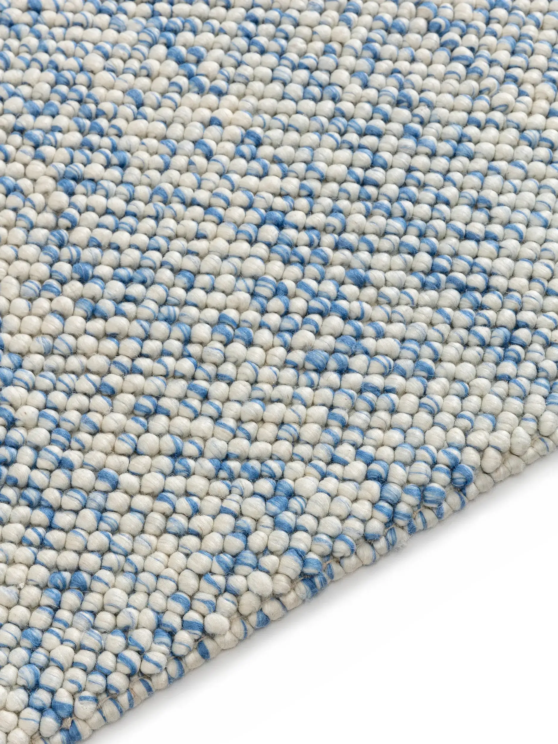 Teppich aus 70% Wolle, 30% Polyester in Blau mit 70% Wolle, 30% Polyester hohem Flor von Lytte
