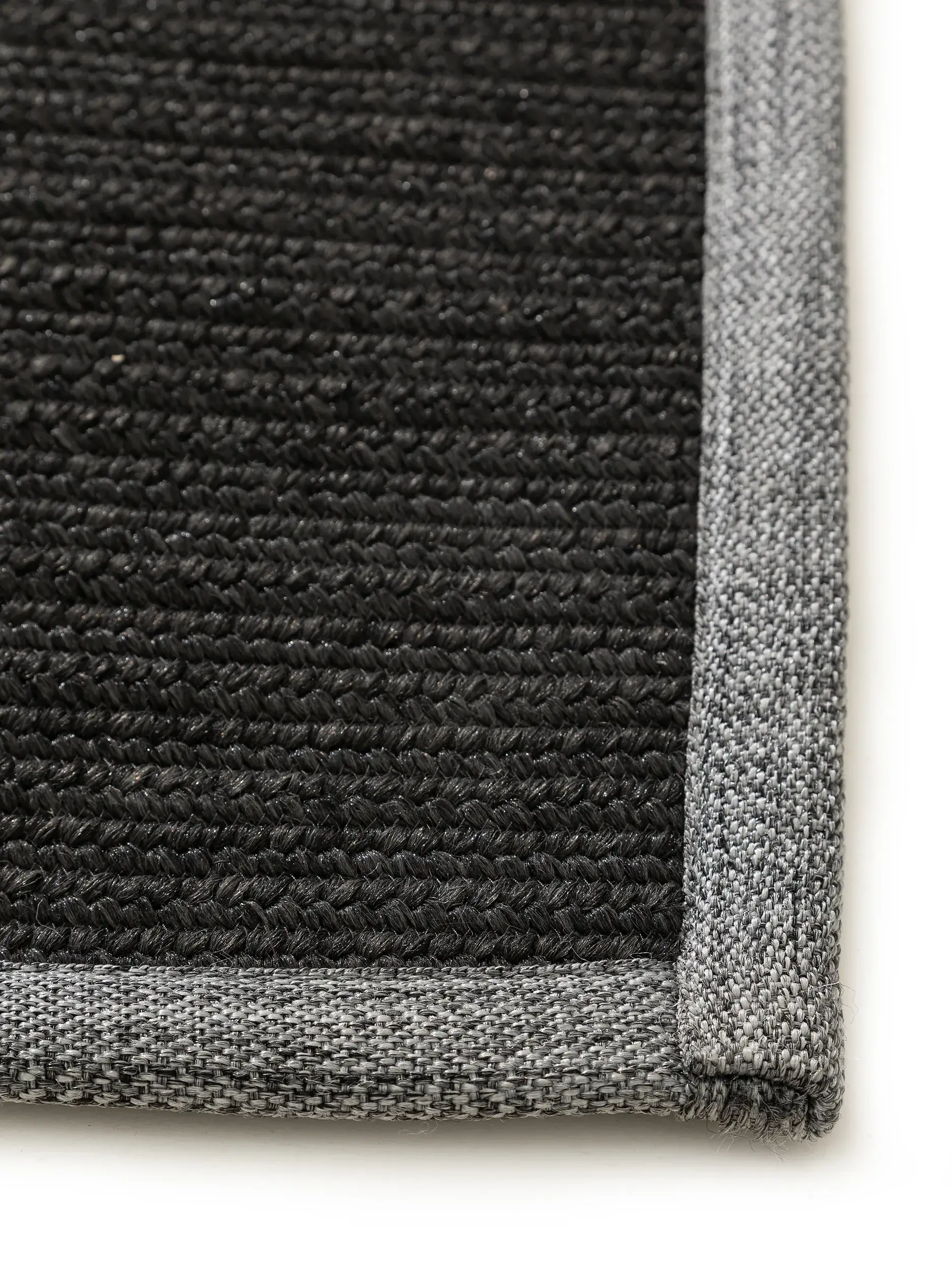 Tapete de 80% Polypropylen, 20% Polyester em Schwarz com pelo de 80% Polypropylen, 20% Polyester de altura da benuta Nest
