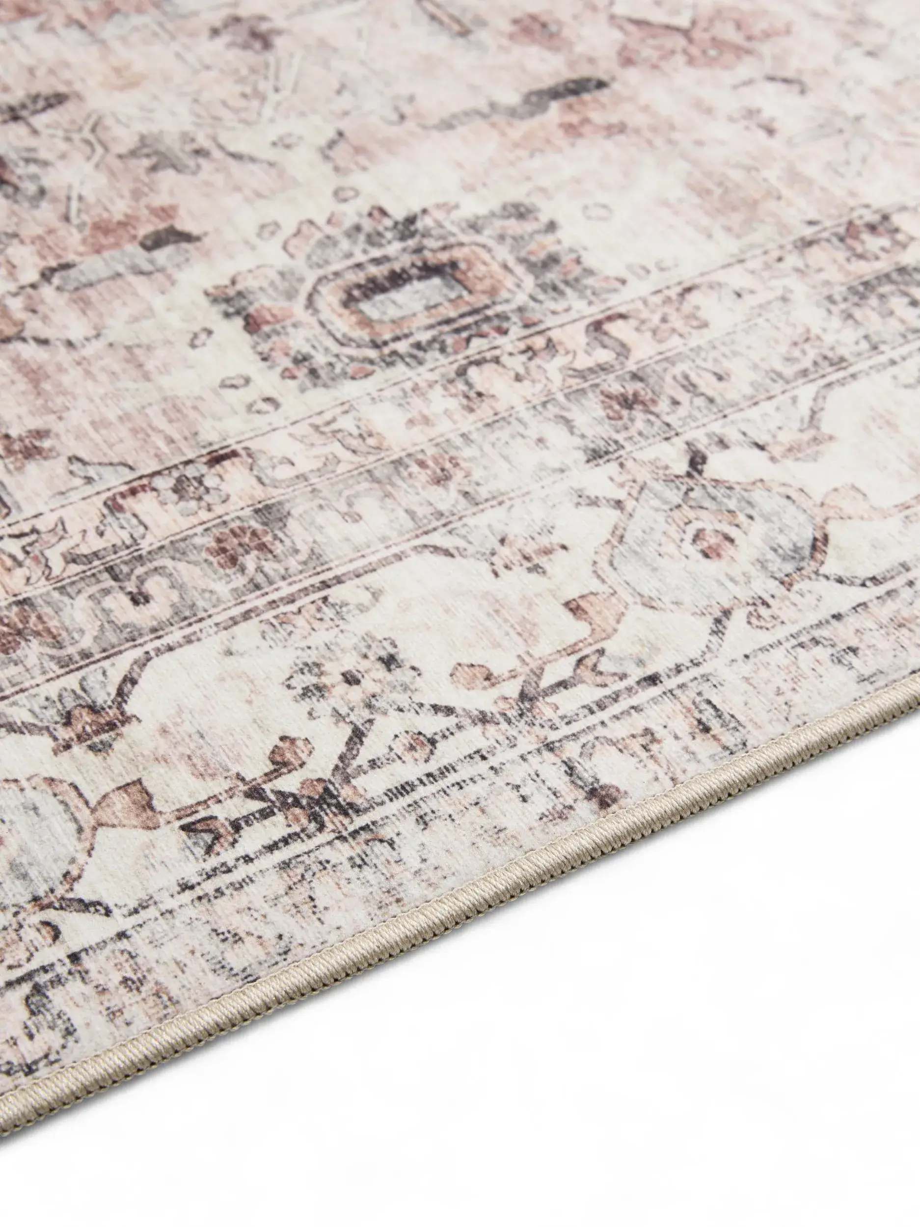 Rug made of 100% Polyester in Beige with a 100% Polyester high pile by benuta Basic