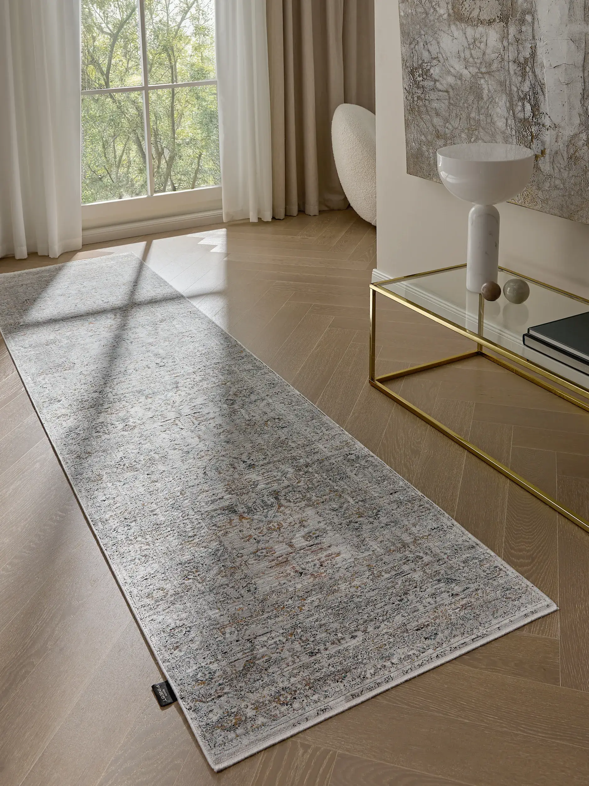 Teppich aus 56% Viskose, 30% Polyester, 14% Polyacryl in Grau mit 56% Viskose, 30% Polyester, 14% Polyacryl hohem Flor von benuta Finest