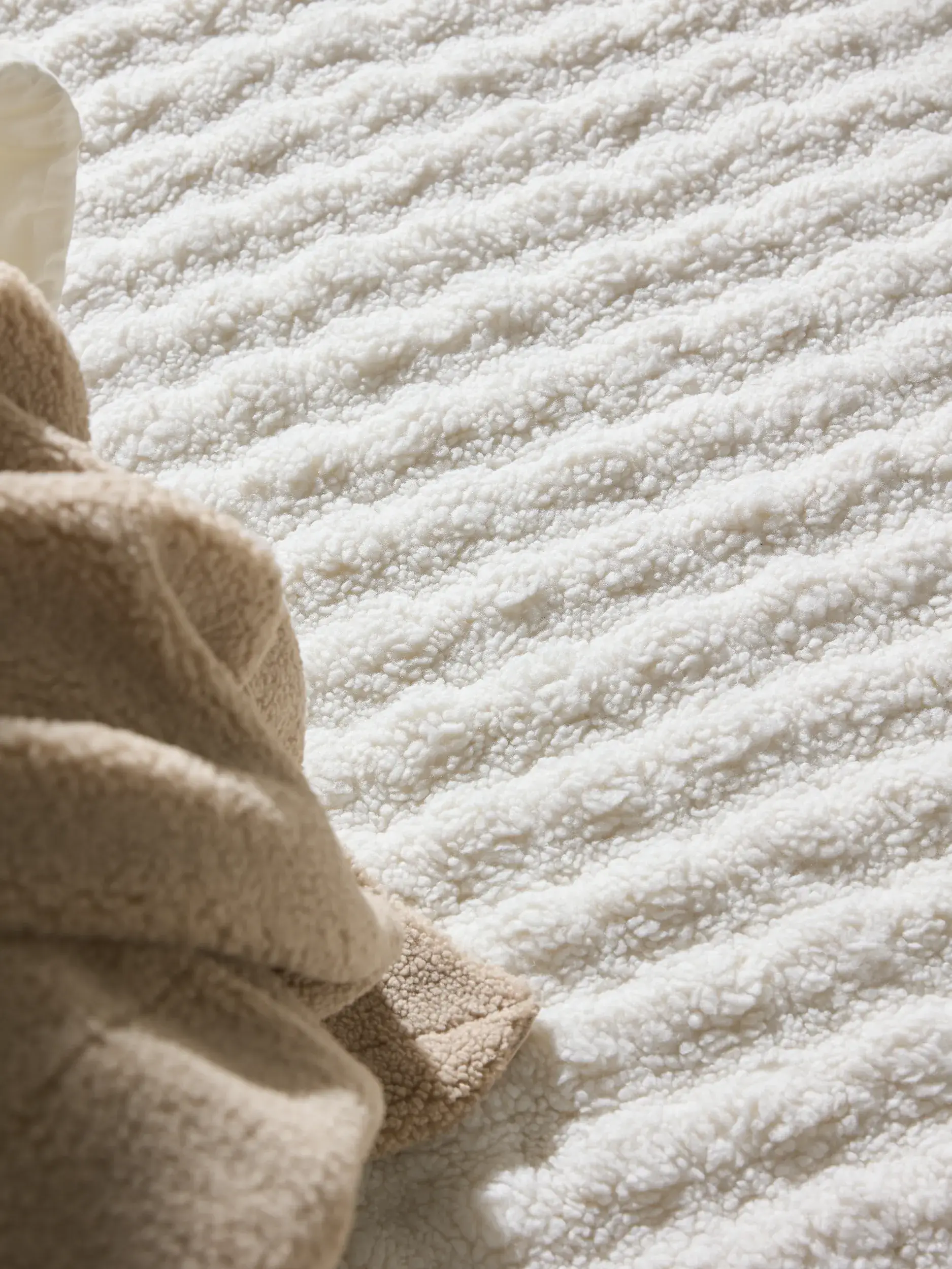 Tapis en 100% Polyester en Blanc avec une pile de 100% Polyester de hauteur de benuta POP