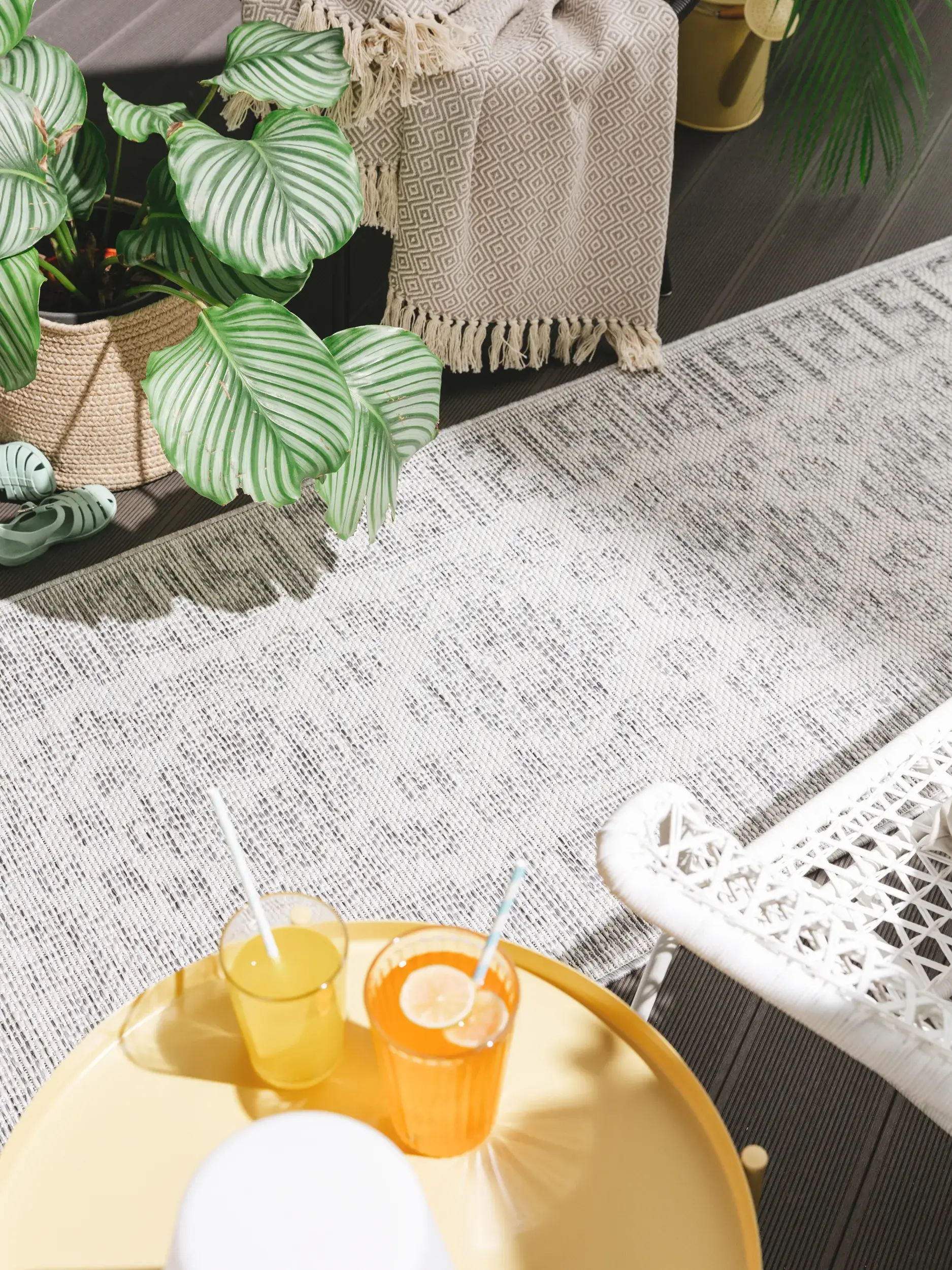 Rug made of 100% Polypropylen in Grey with a 100% Polypropylen high pile by benuta Nest