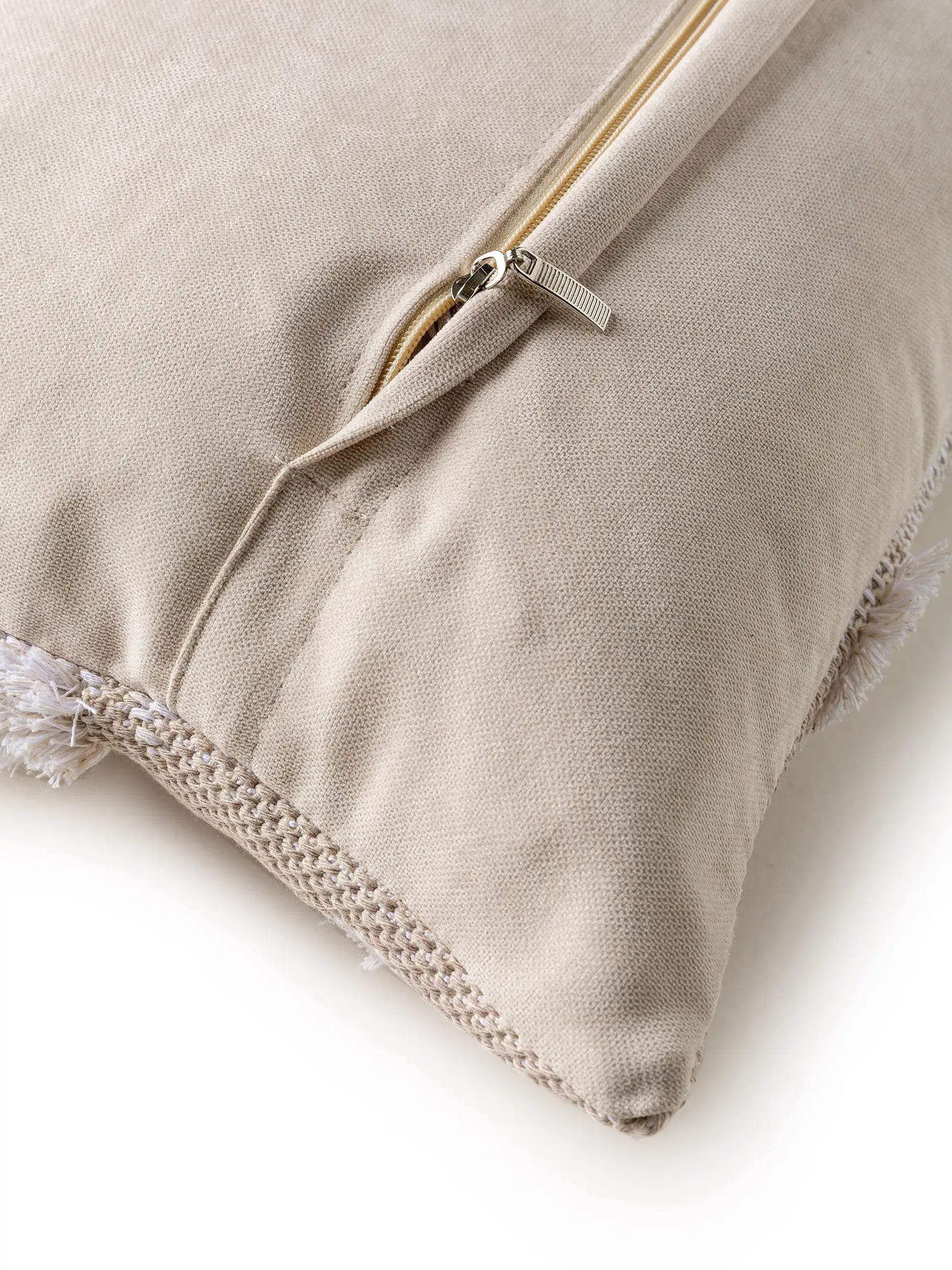 Kissenbezug Bodo Cream/Beige im Design Kelim aus 100% Baumwolle von benuta Pop