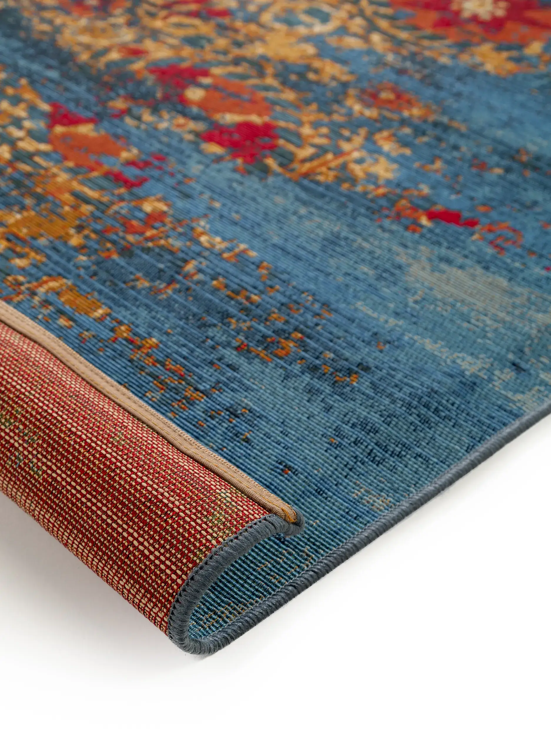 Teppich Artis aus 76% Polypropylen, 23% Polyester, 1% Latex in Multicolor von benuta Nest