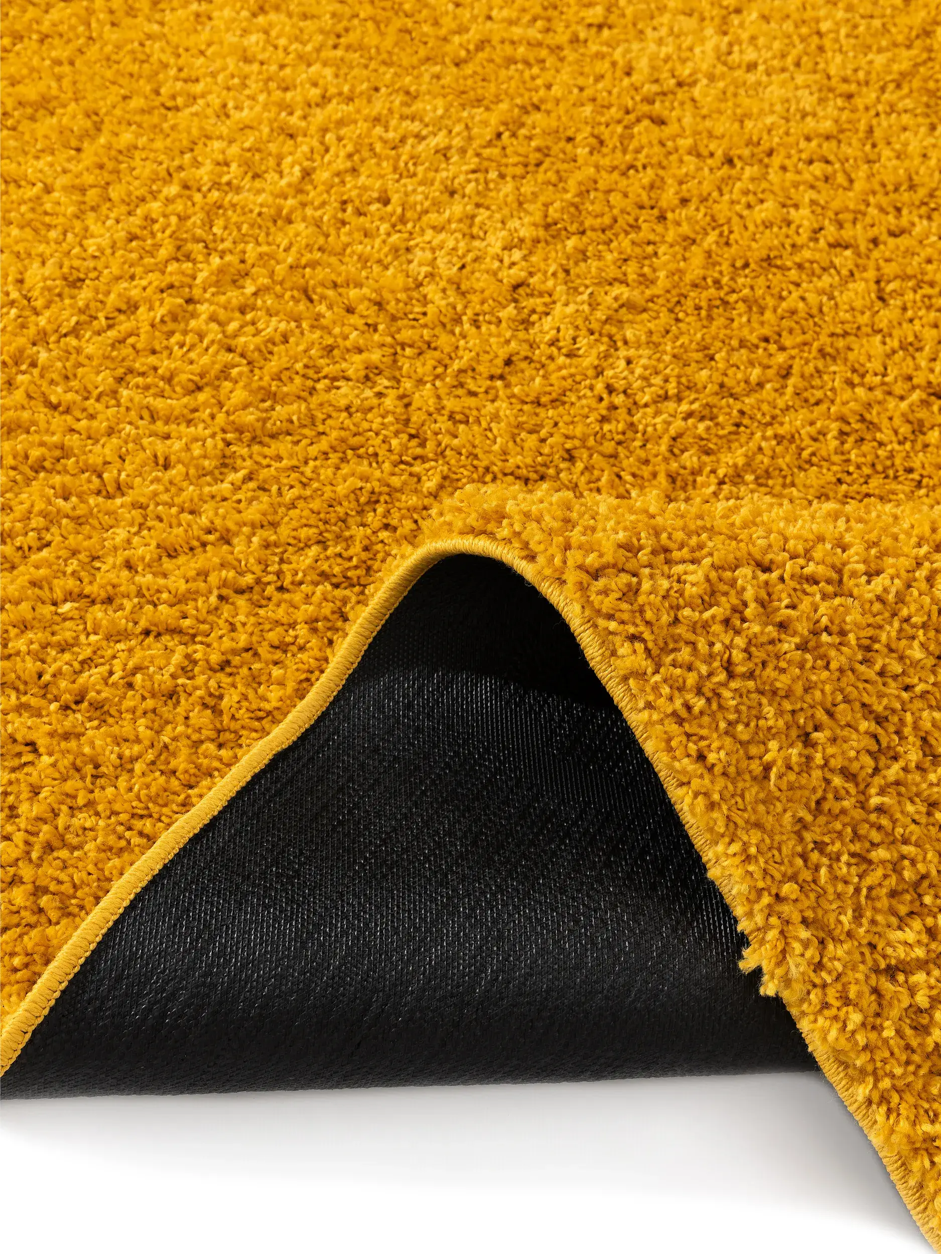 Tappeto di 100% Polipropilene in Giallo con pelo alto 100% Polipropilene da benuta Basic