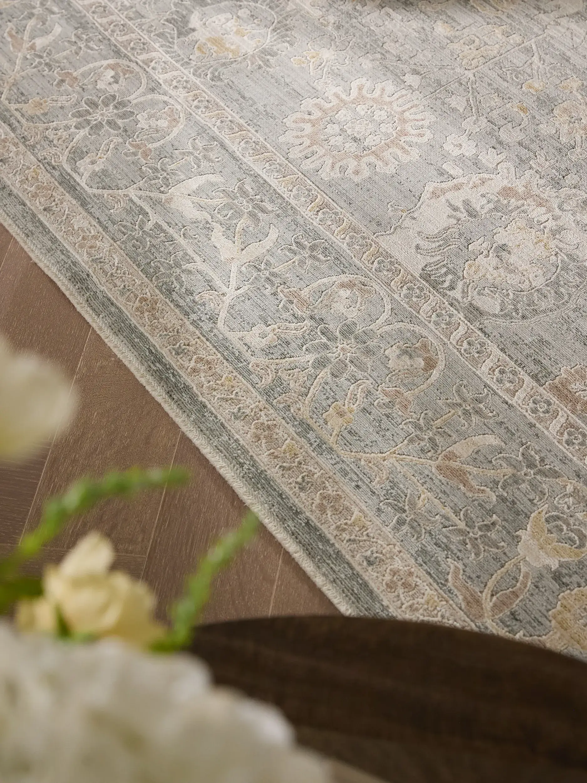 Vloerkleed Aria van 90% Polyester, 10% Viscose in  van benuta Finest