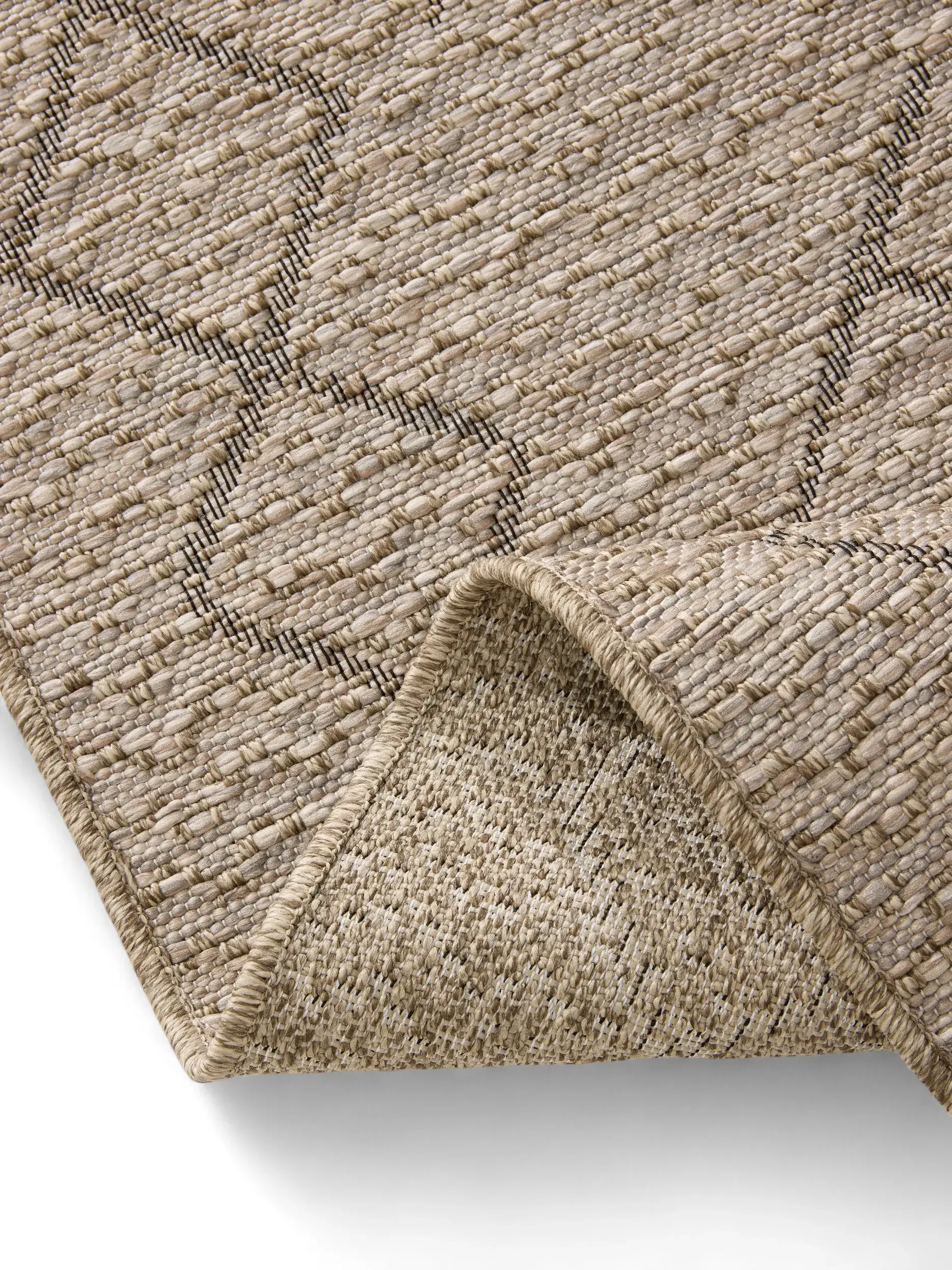 Rug made of 100% Polypropylen in Beige with a 100% Polypropylen high pile by benuta Nest
