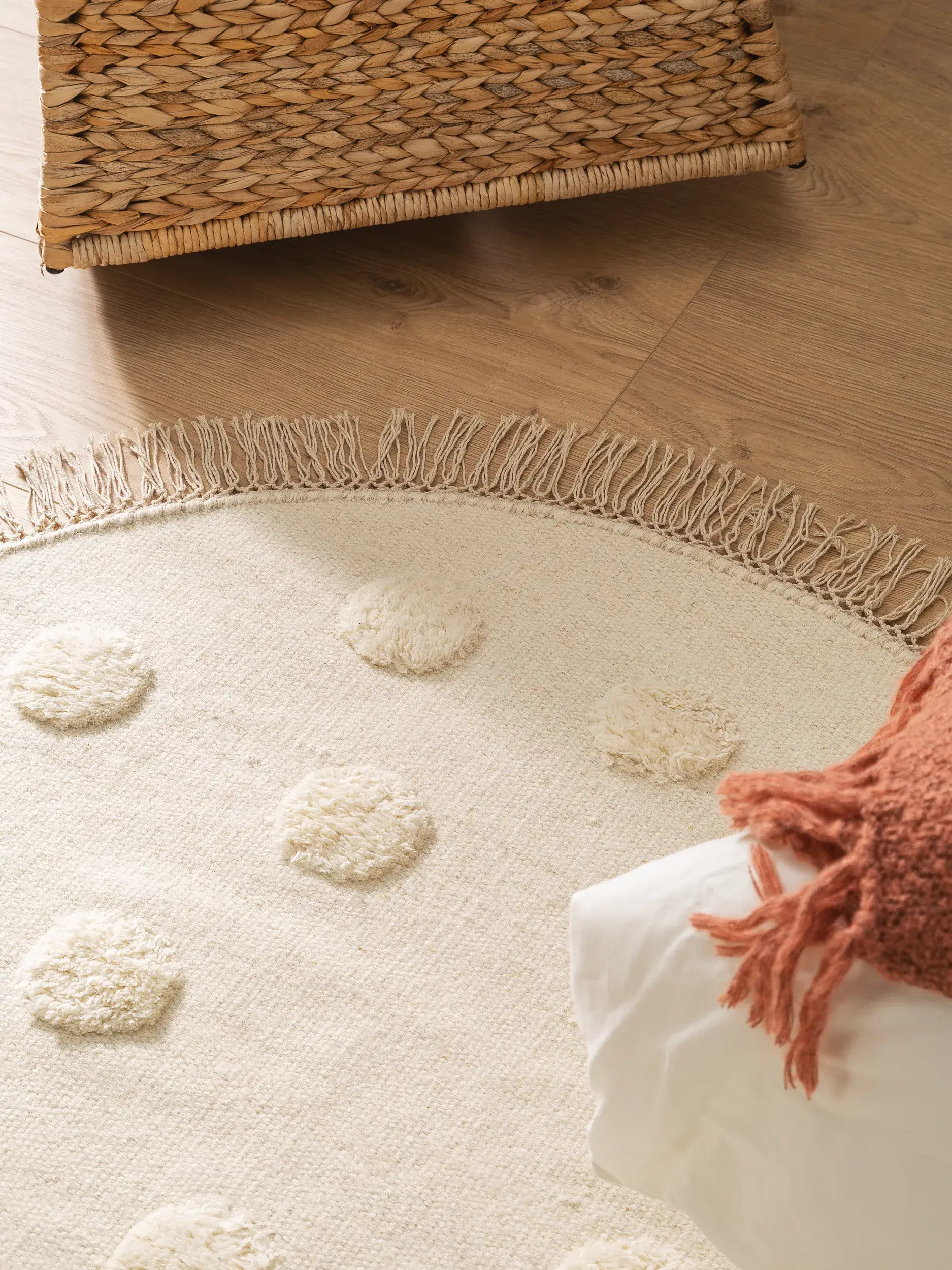Teppich Carlson aus 80% Wolle, 20% Baumwolle in Grau von Lytte