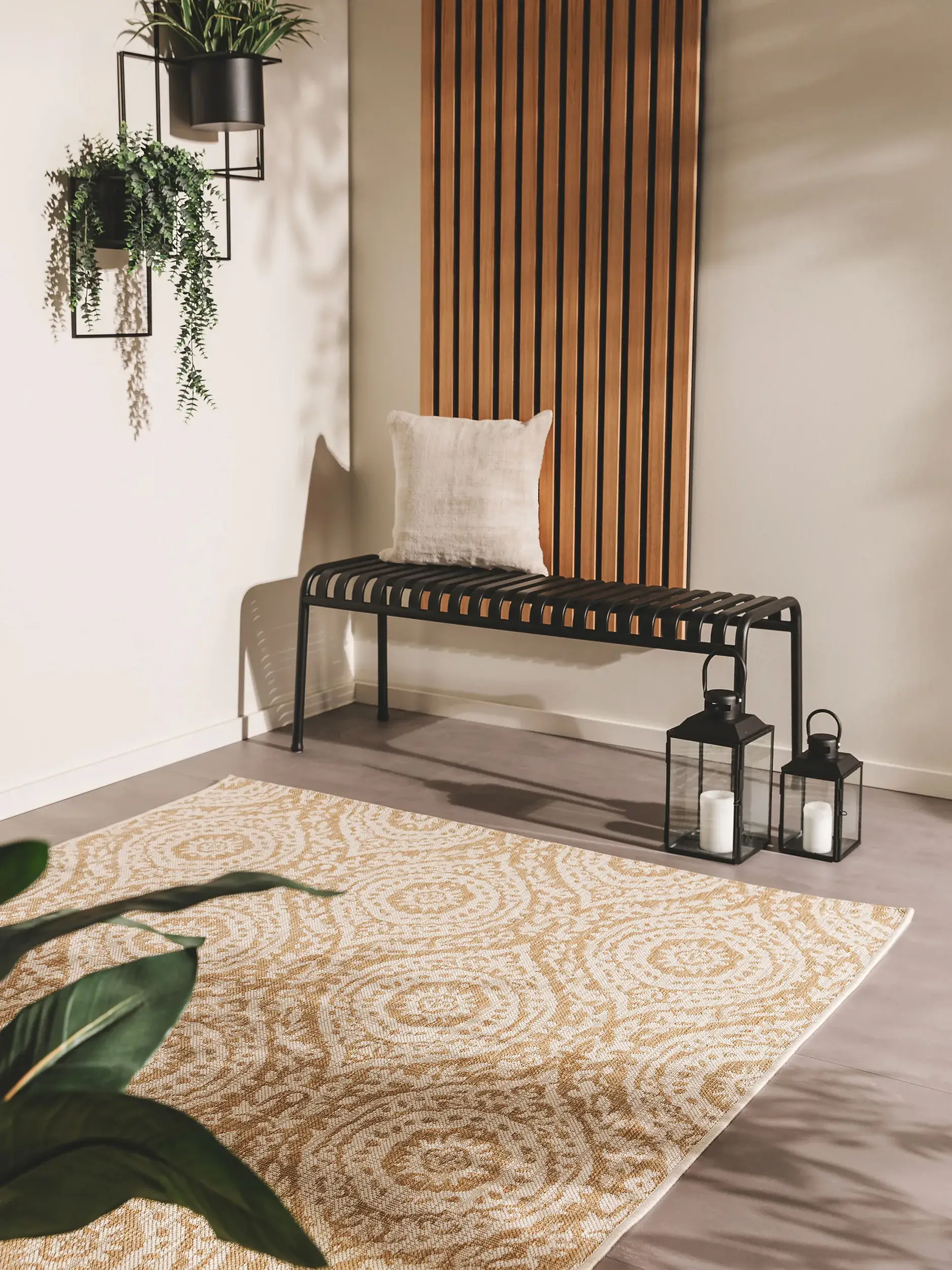 Teppich aus 100% Polypropylen in Beige mit 100% Polypropylen hohem Flor von benuta Nest