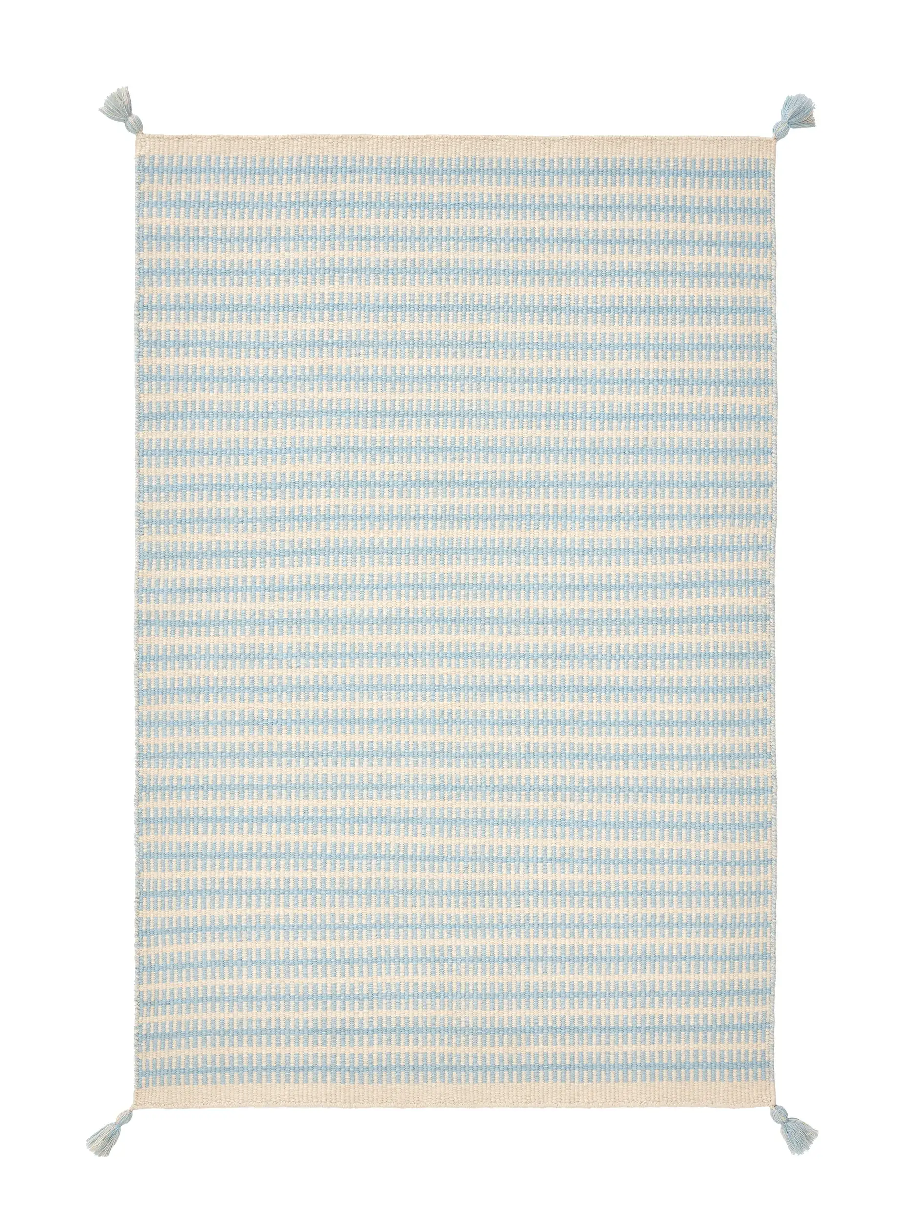 Rug made of 100% Wolle in Blau with a 100% Wolle high pile by Lytte