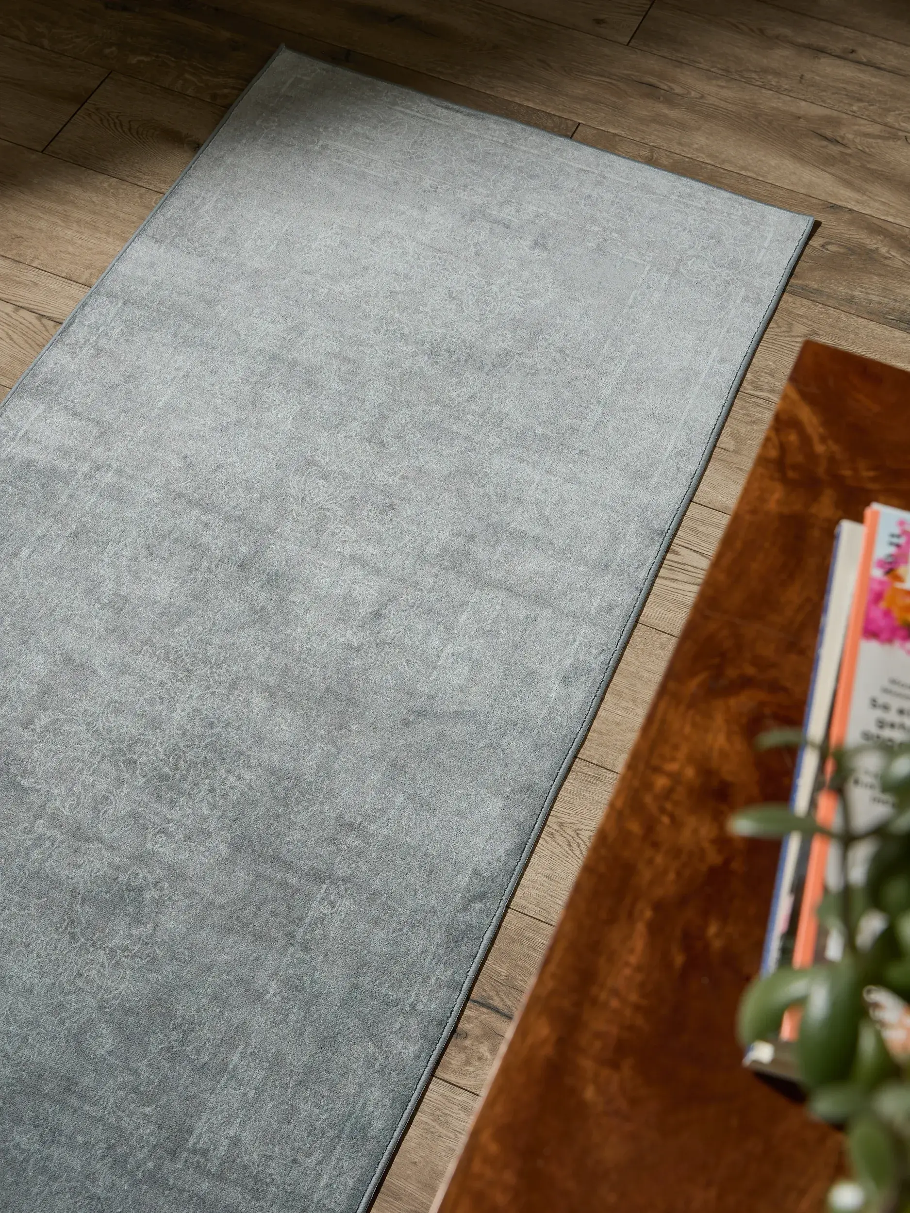 Teppe av 100% Polyester i Beige med 100% Polyester høy lugg fra benuta Nest