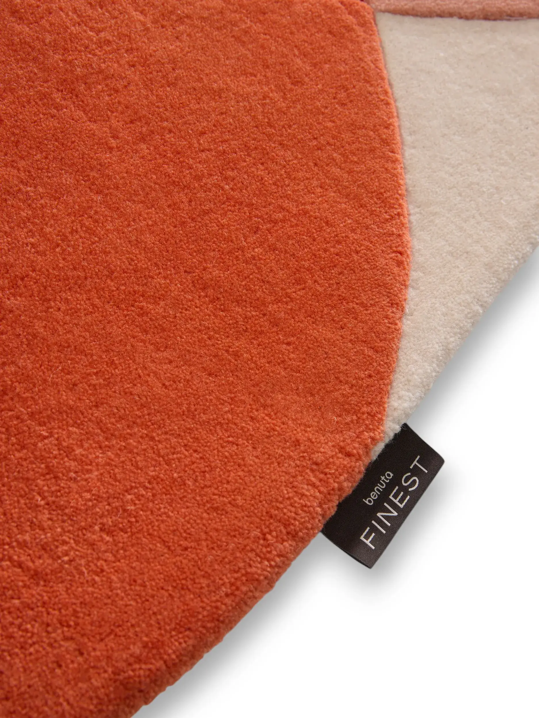 Rug made of 100% Wool (from New Zealand) in Red with a 100% Wool (from New Zealand) high pile by benuta Finest