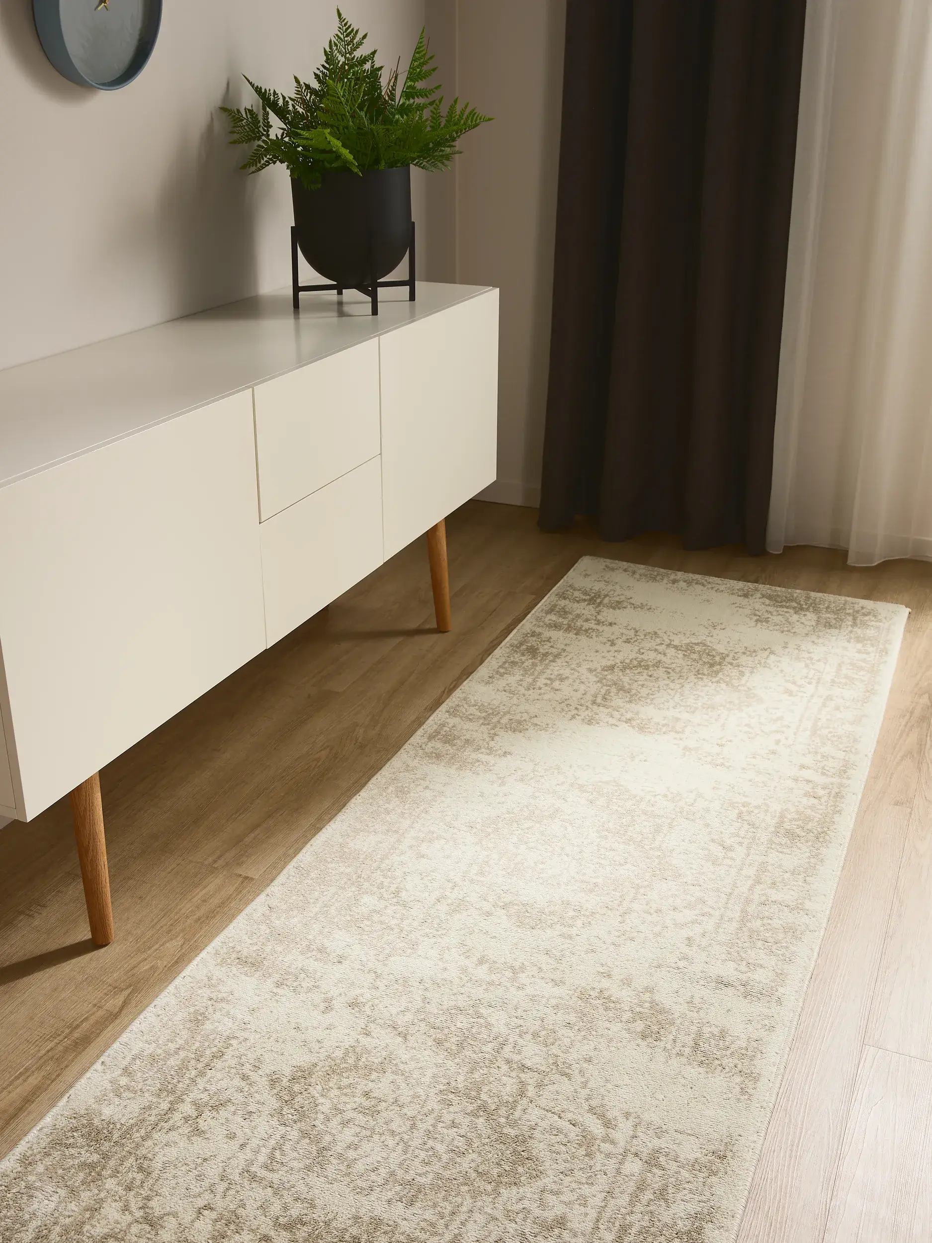 Rug made of 100% Polypropylen in Beige with a 100% Polypropylen high pile by benuta Basic