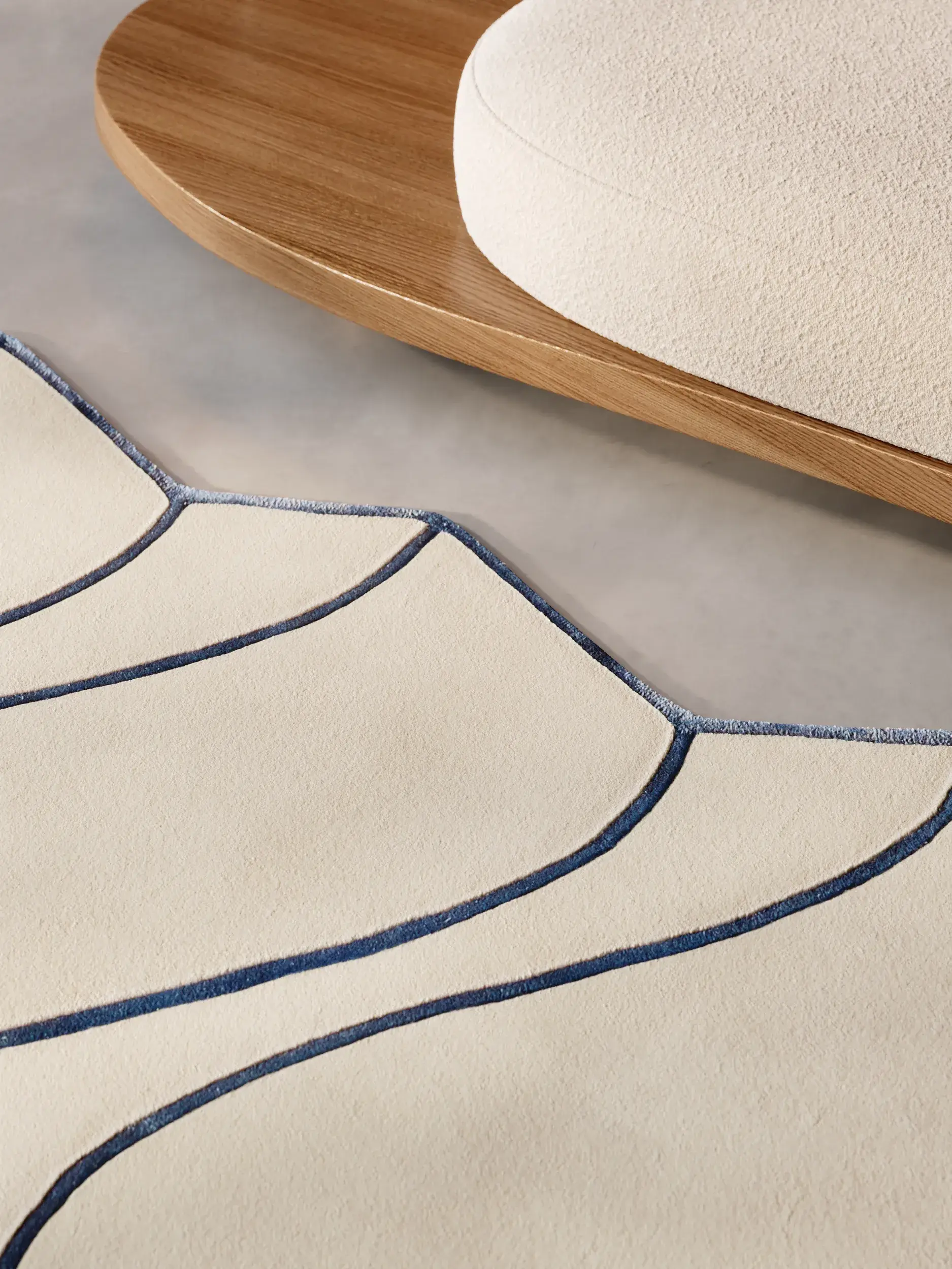 Rug made of 85% Wool, 15% Lyocell (Tencel™) in Beige with a 85% Wool, 15% Lyocell (Tencel™) high pile by benuta Finest