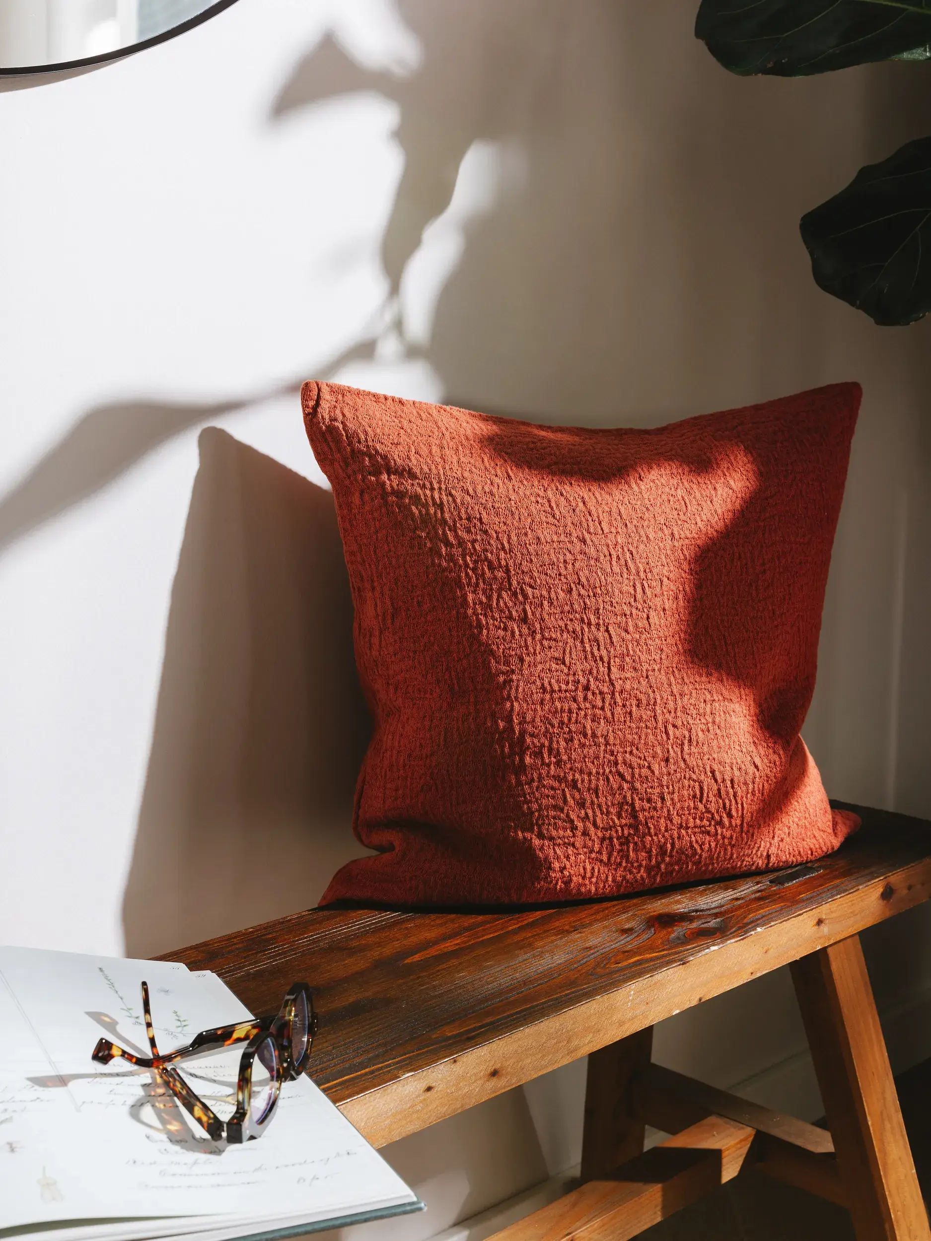 Kissenbezug Carmo Rot in Einfarbig design made of 100% Cotton by benuta