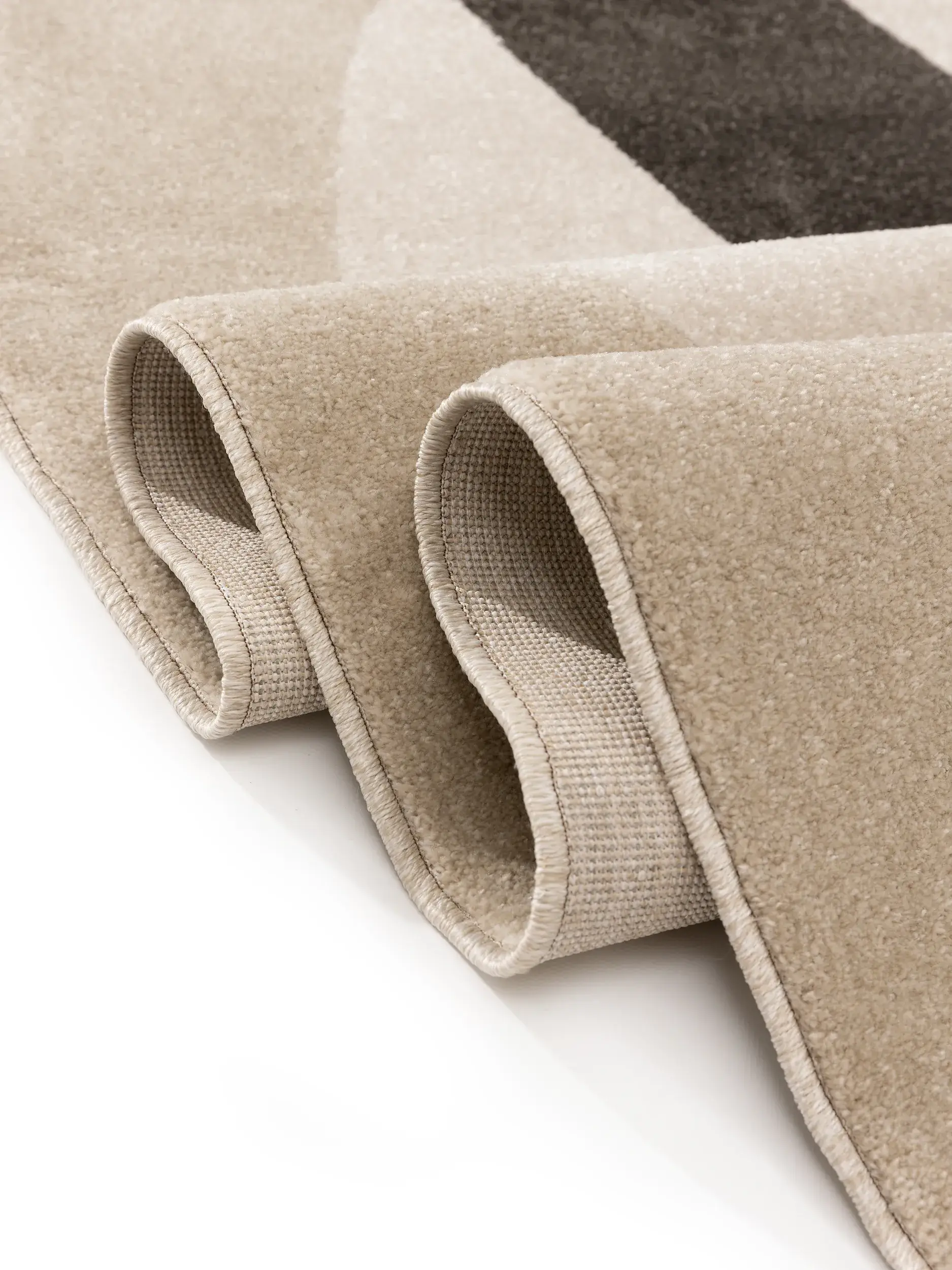 Teppich aus 100% Polypropylen in Schwarz/Weiß mit 100% Polypropylen hohem Flor von benuta Pop