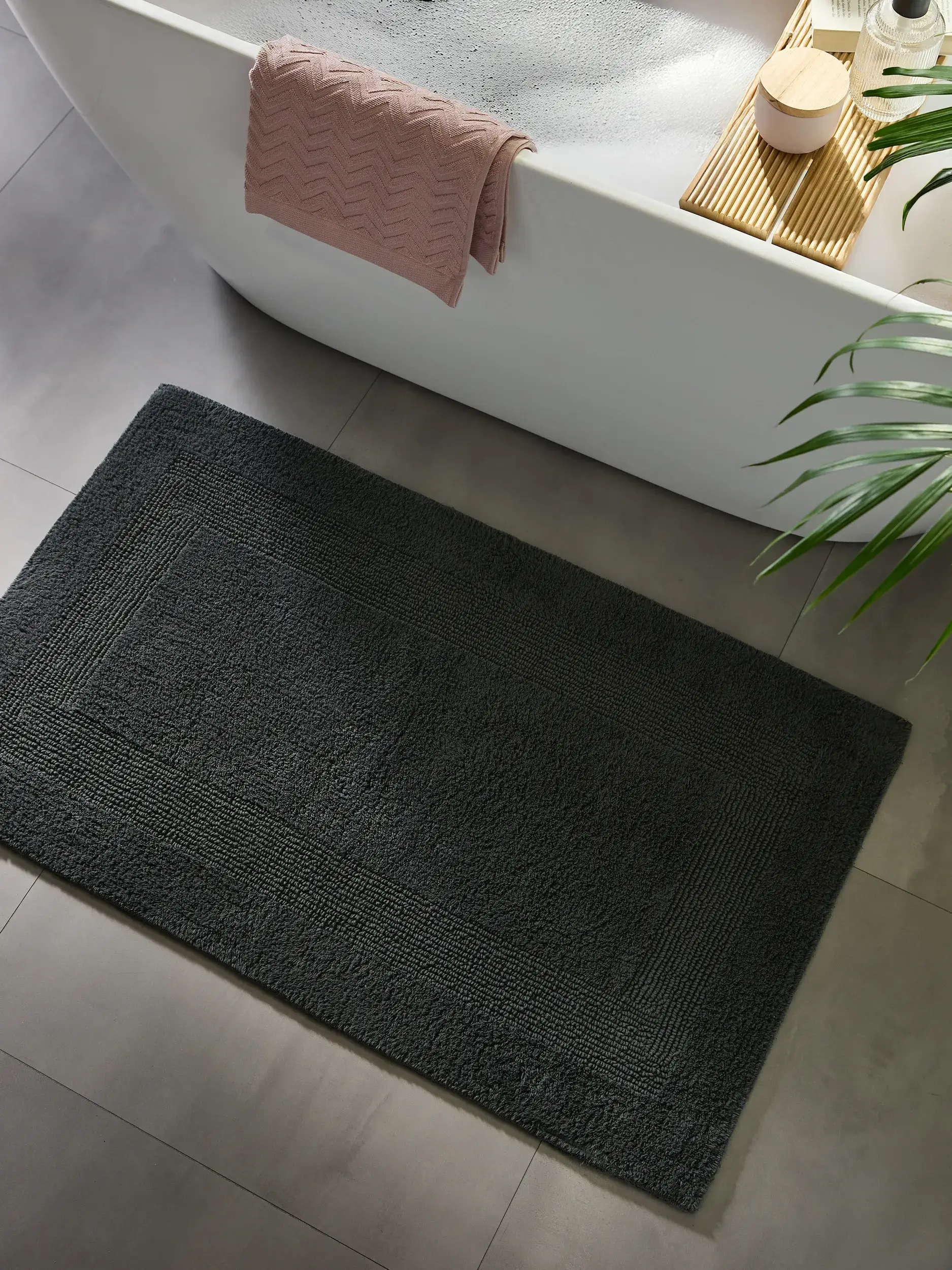 Badematte Lessa Grau von benuta Nest