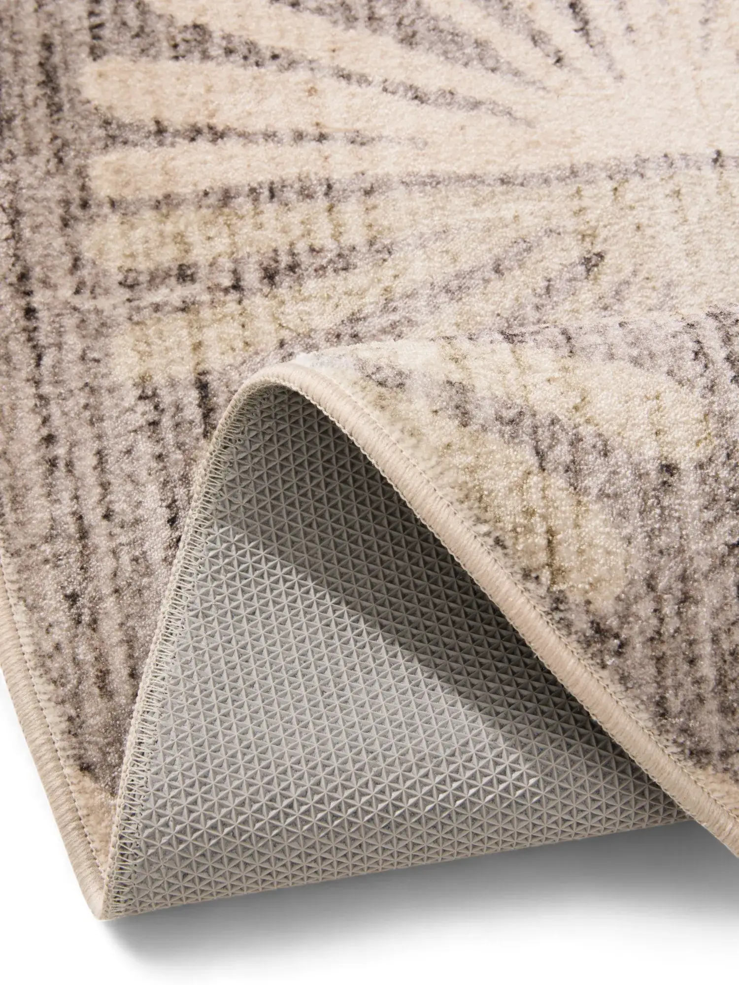Alfombra de 100% Poliéster en Taupe con un pelo de {{Placeholder_Pile Height}} de altura de benuta nest