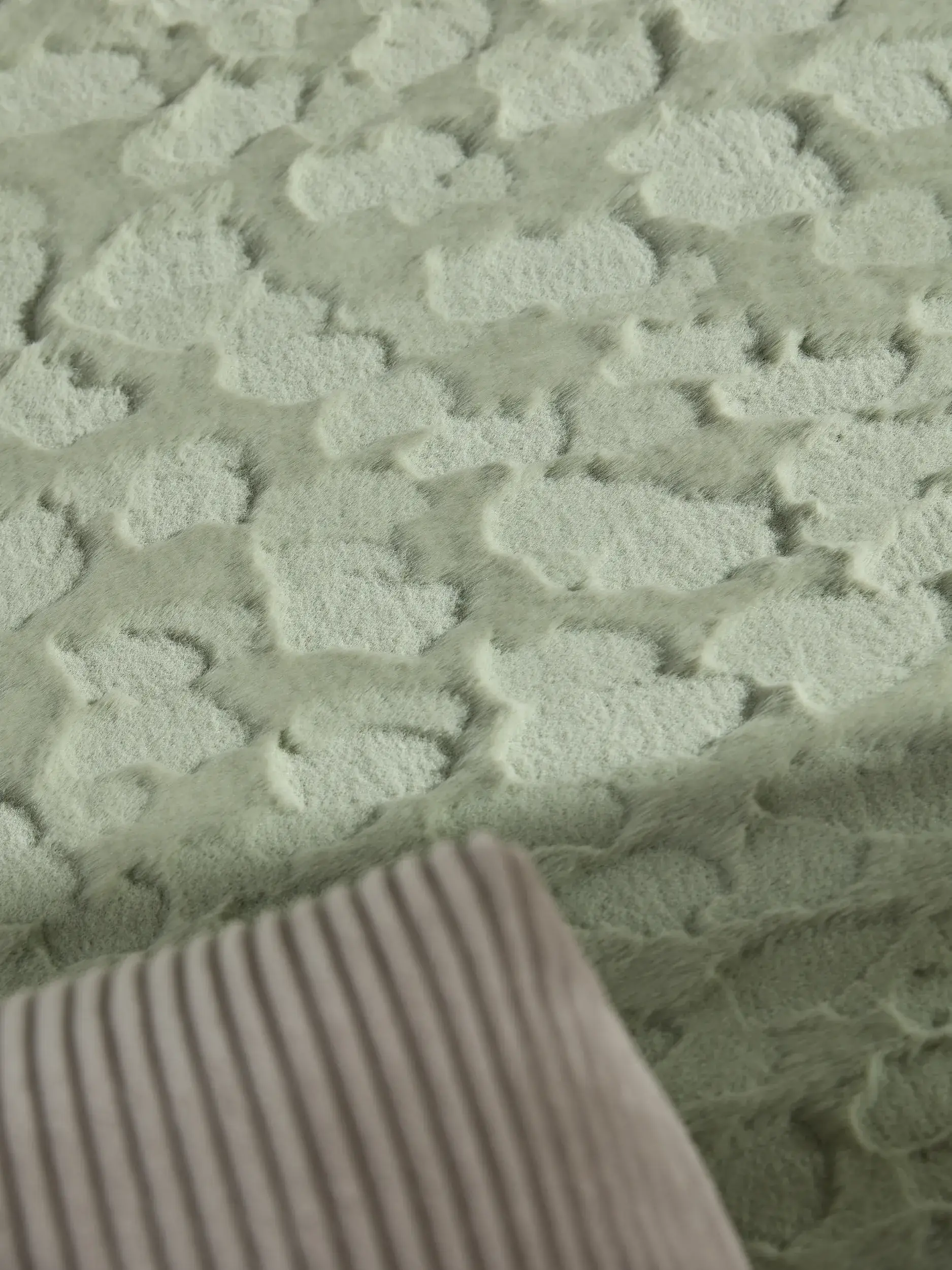 Rug made of 100% Polyester in Grün with a 100% Polyester high pile by benuta Pop